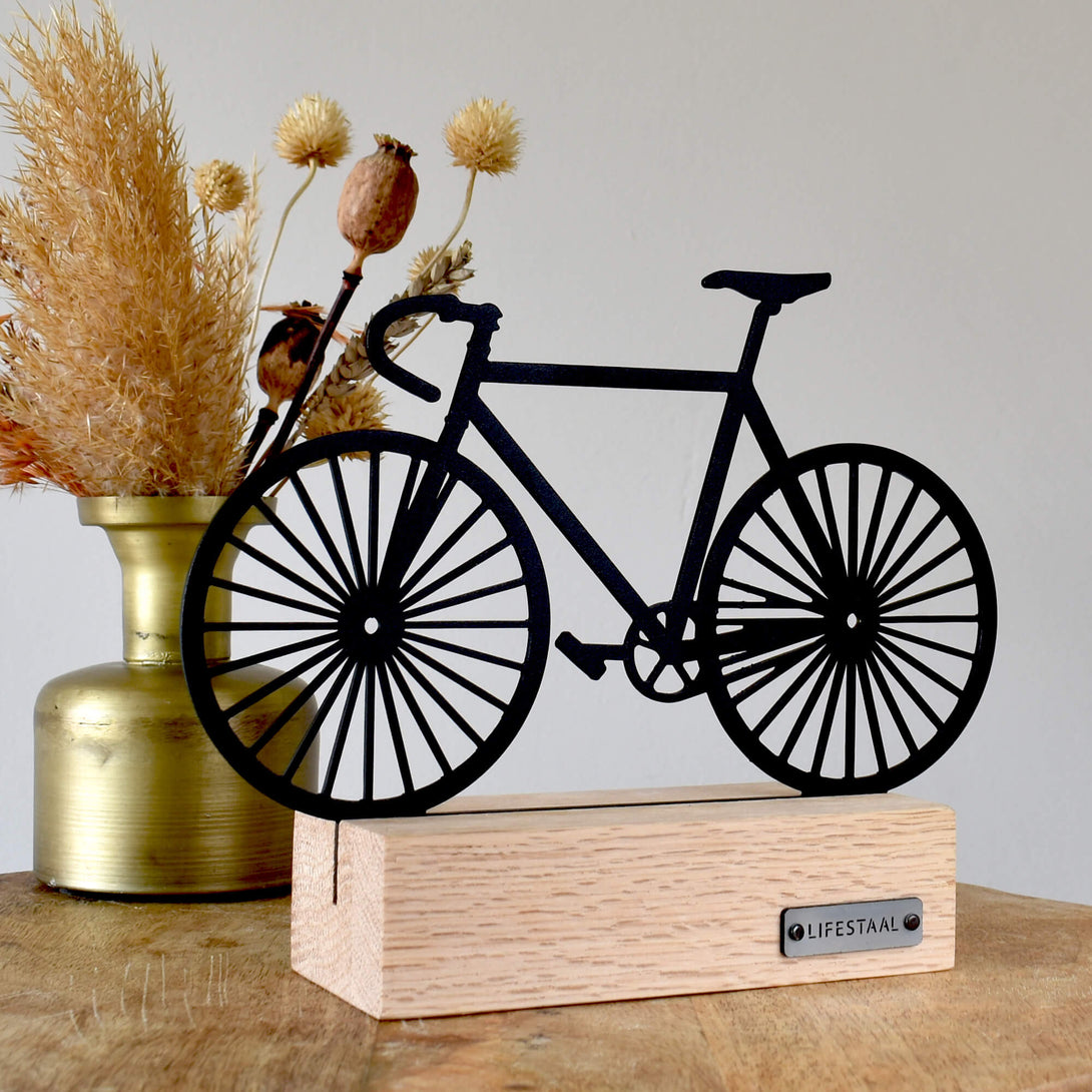 Ornament op houten voet - Wielrenfiets - Lifestaal